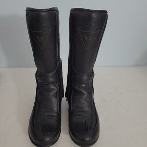 Dainese  black SVELTA LADY GORE-TEX® women's motorcycle boots size 7